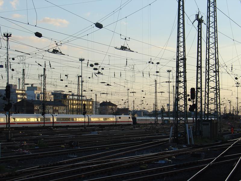 Frankfurt Main HBF gestern Abend