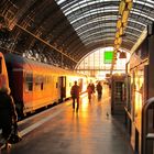 Frankfurt / Main Hbf zum Feierabend 3