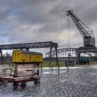 Frankfurt Main Oosten Kran Brücke01