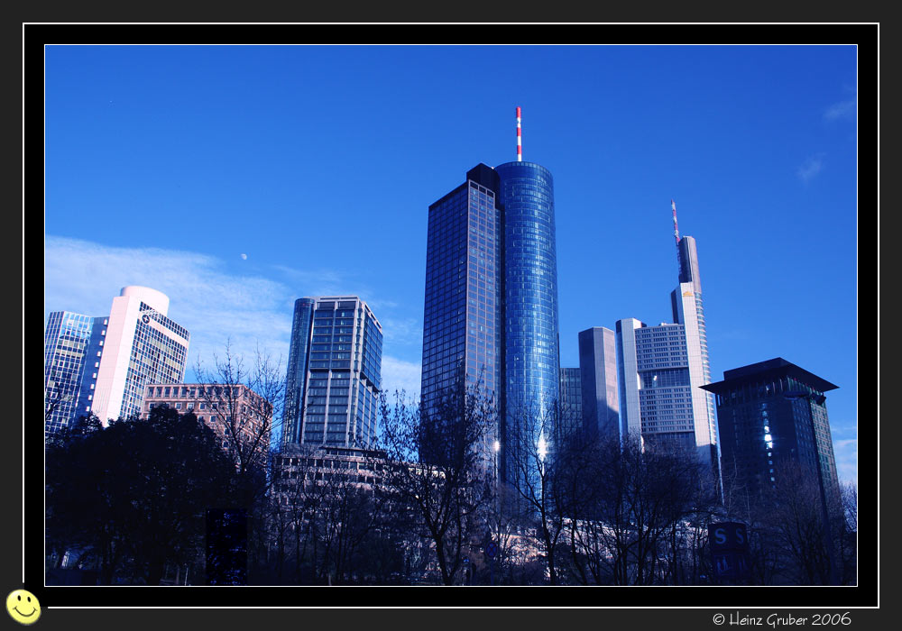 Frankfurt..................... Ma(i)nhattan