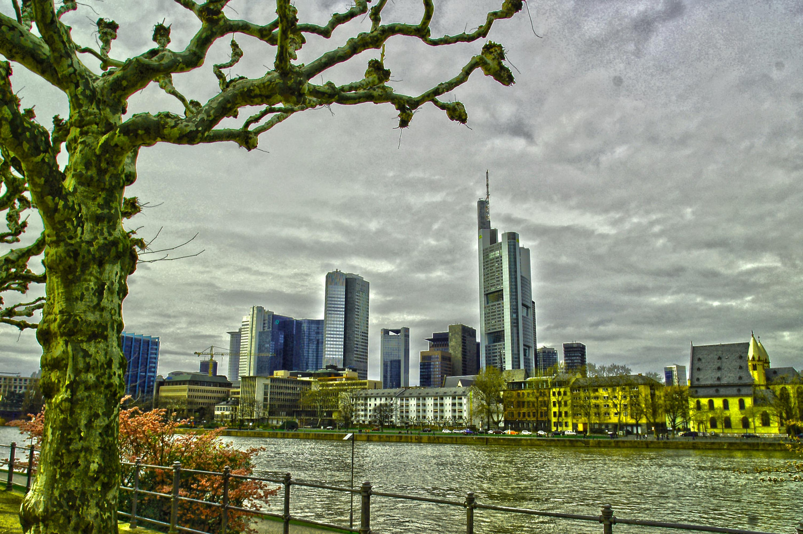 frankfurt mainufer