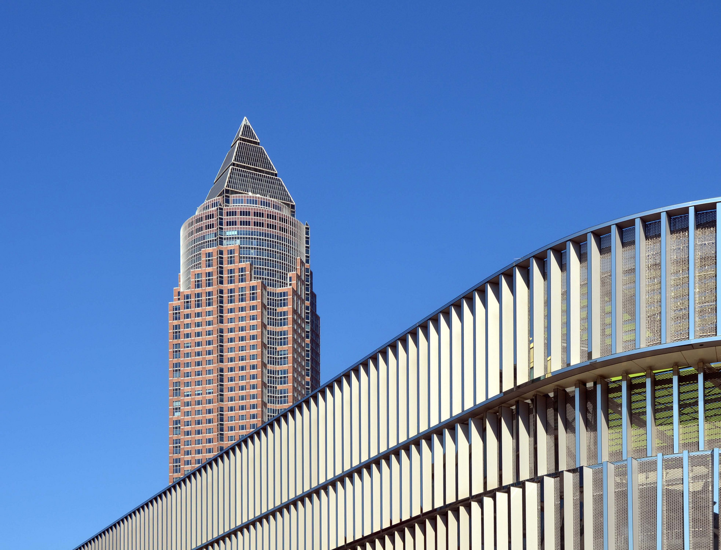Frankfurt Messeturm1