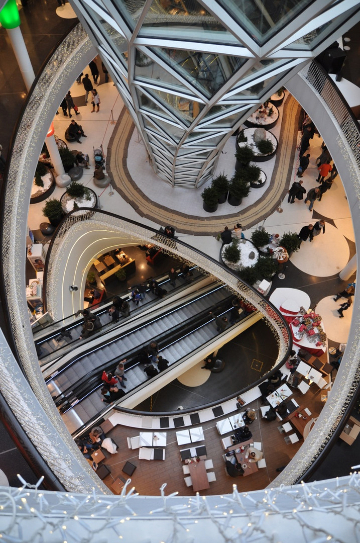 Frankfurt MyZeil: Blick in den Abgrund