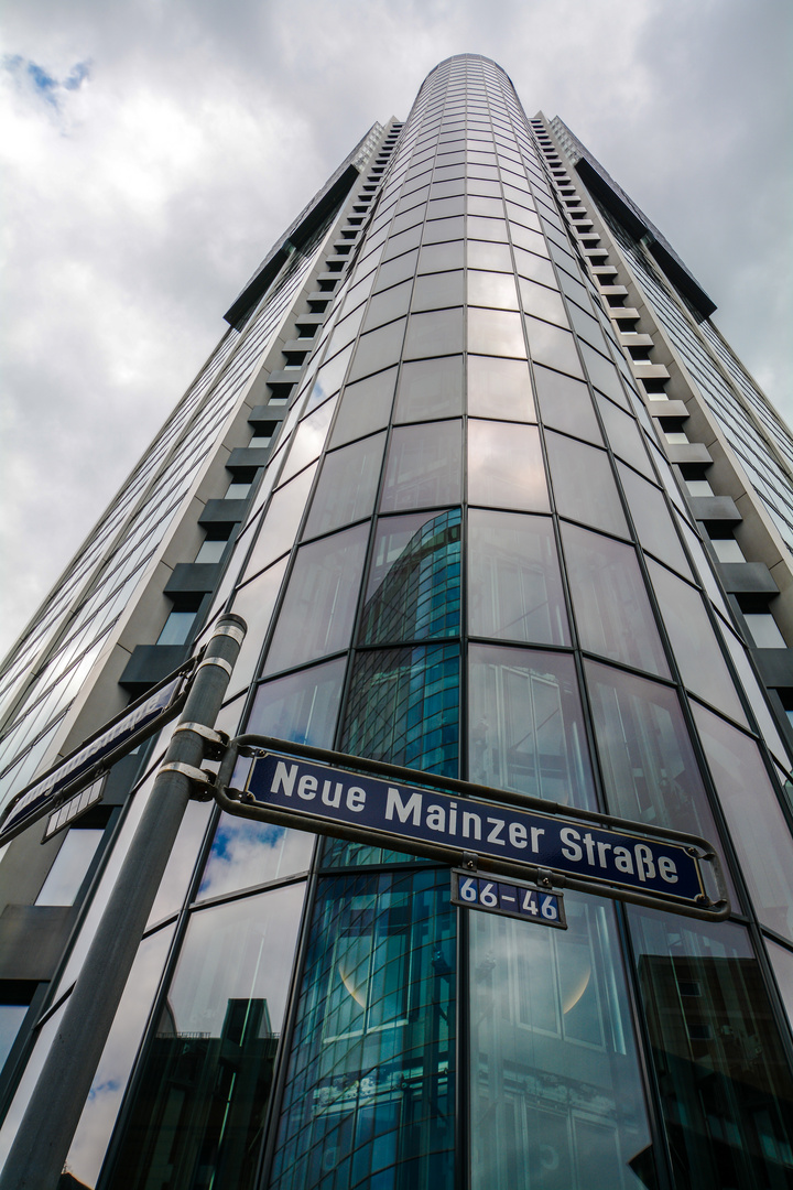 Frankfurt: Neue Mainzer Straße