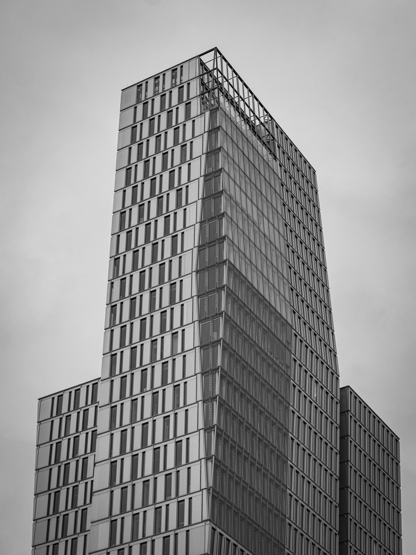 Frankfurt. Nex-Tower.