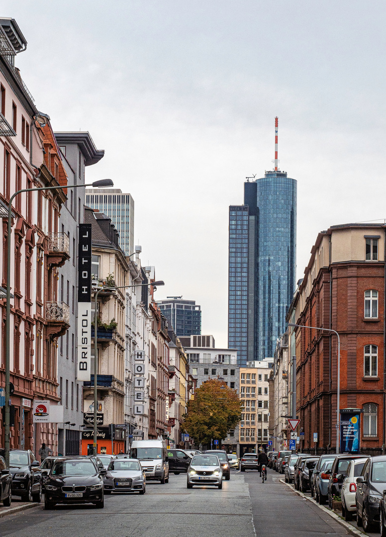 Frankfurt. Niddastraße.