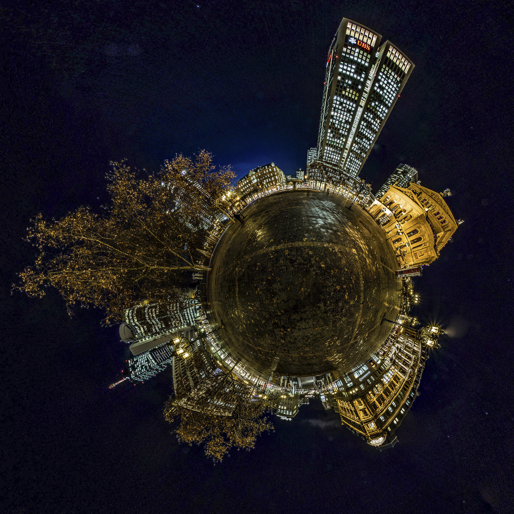 Frankfurt Opernplatz, Little Planet Projektion