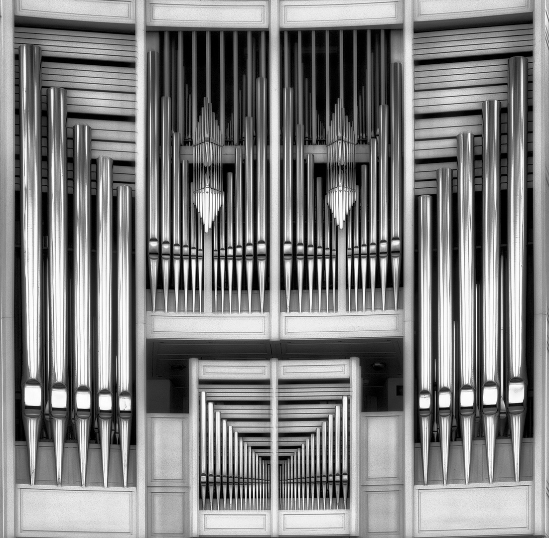 frankfurt-paulskirche-orgel