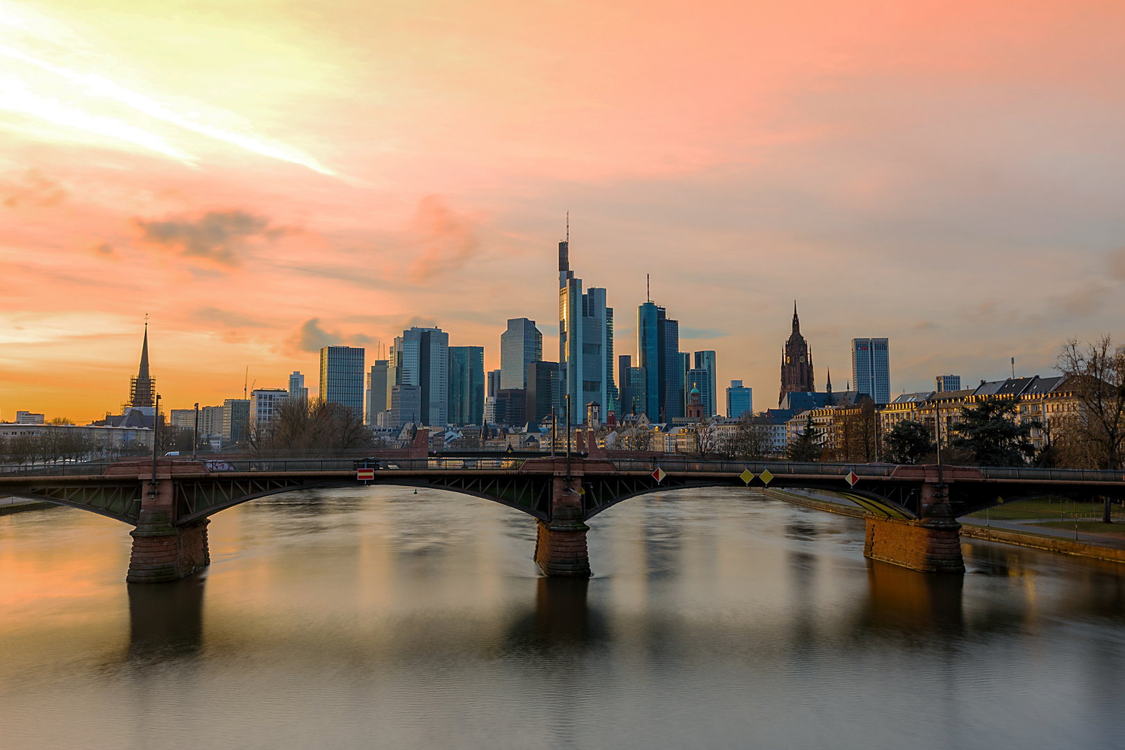 Frankfurt, romantischer Sonnenuntergang