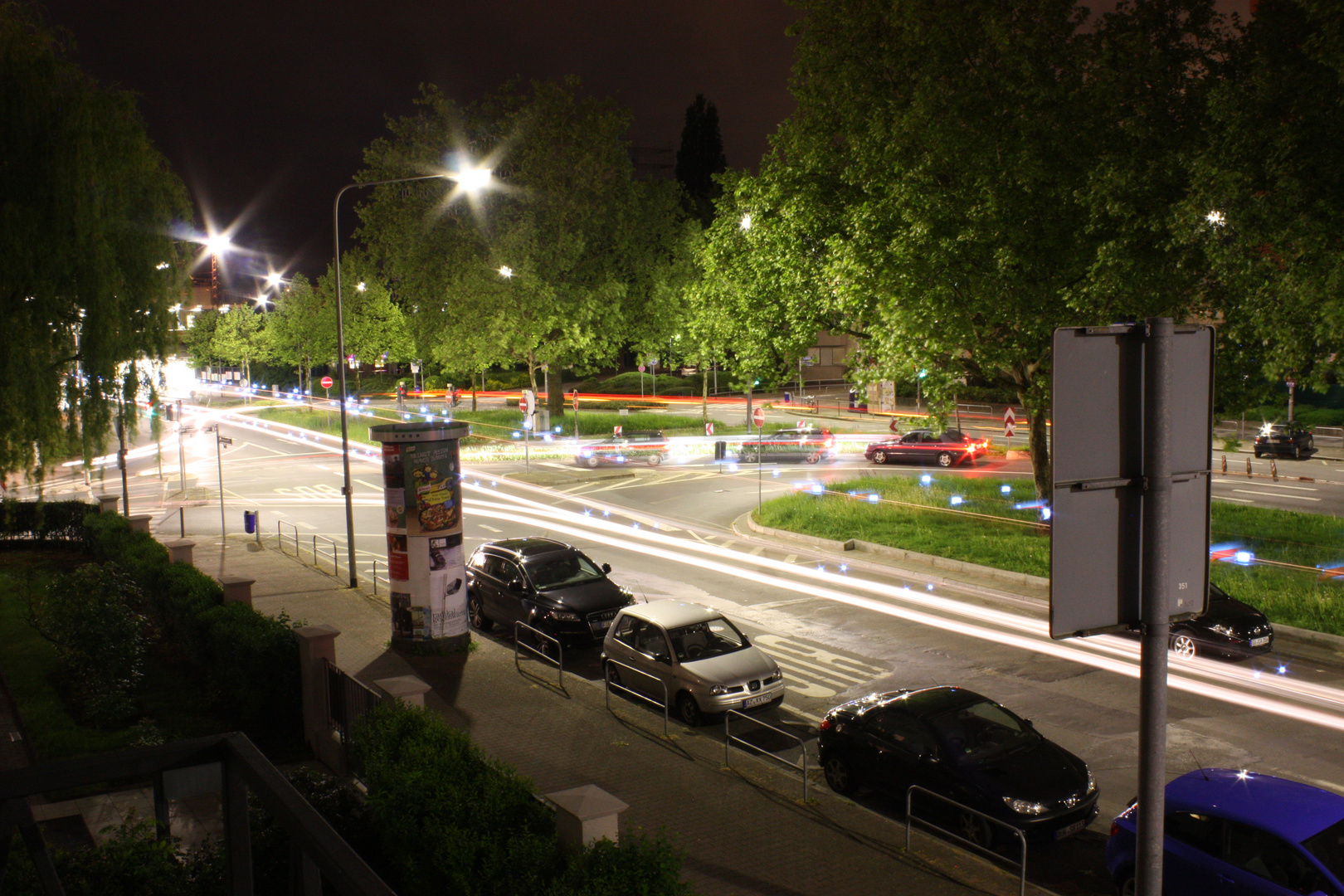 Frankfurt Sachsenhausen, Stresemannallee incl. Blaulicht