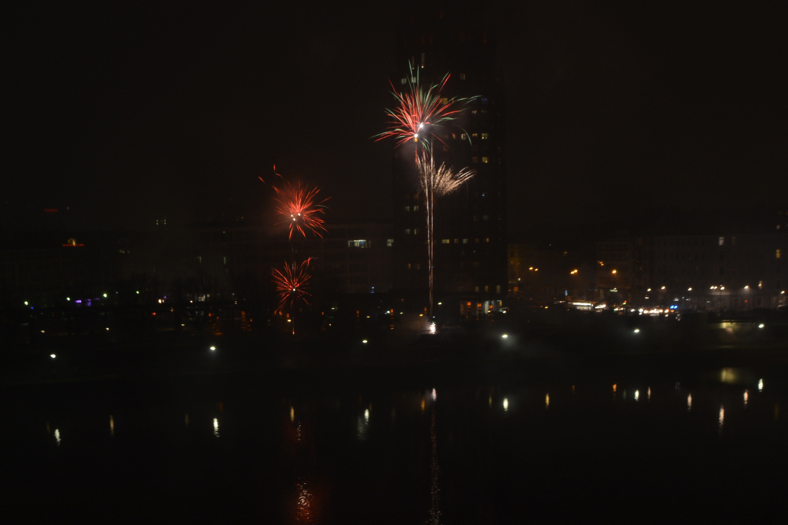 Frankfurt - Silvesterfeuerwerk 2014