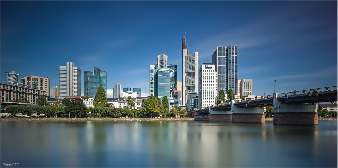 Frankfurt Skyline 2021-06