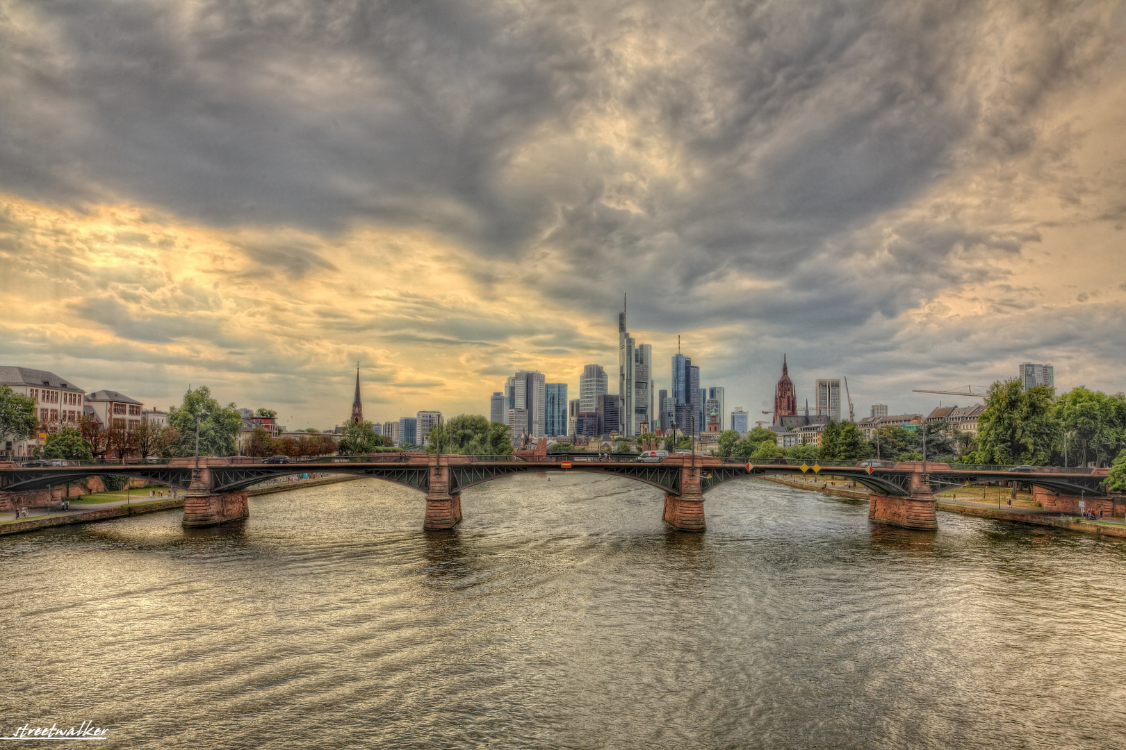 Frankfurt Skyline 23.08.2015