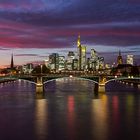 Frankfurt-Skyline am Abend am 09.11.2015