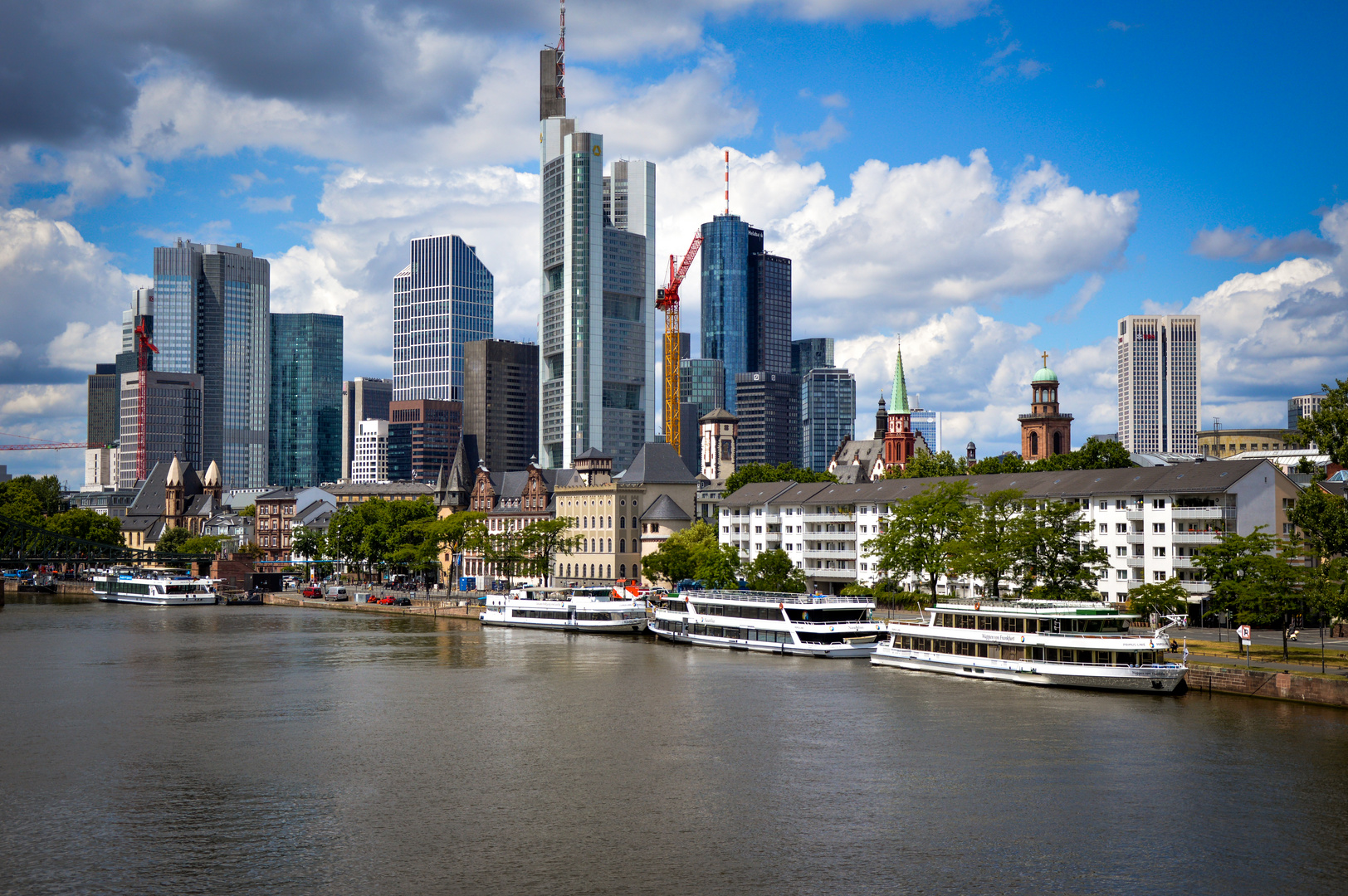 frankfurt skyline