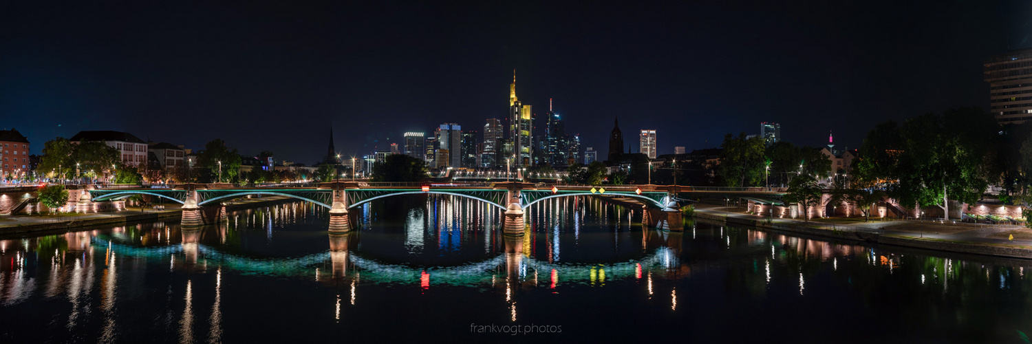 Frankfurt Skyline 