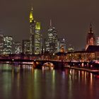 Frankfurt Skyline bei Nacht