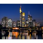 Frankfurt Skyline bei Nacht