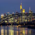 Frankfurt-Skyline bei Nacht