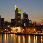 Frankfurt Skyline by Nacht_Neu