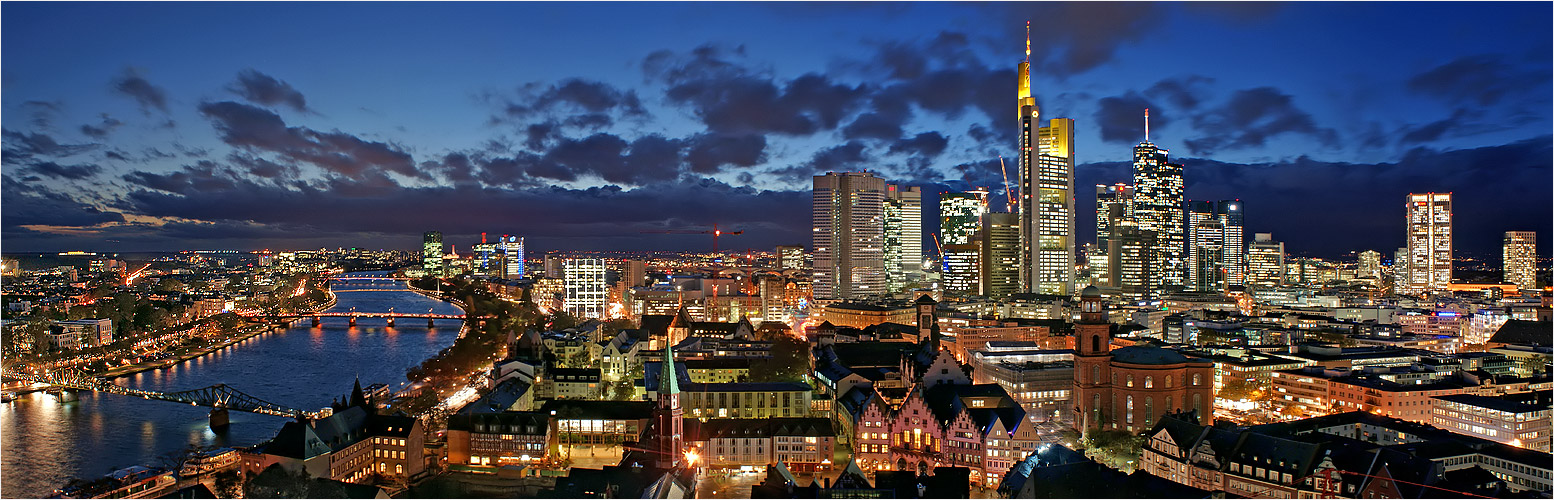 Frankfurt  Skyline