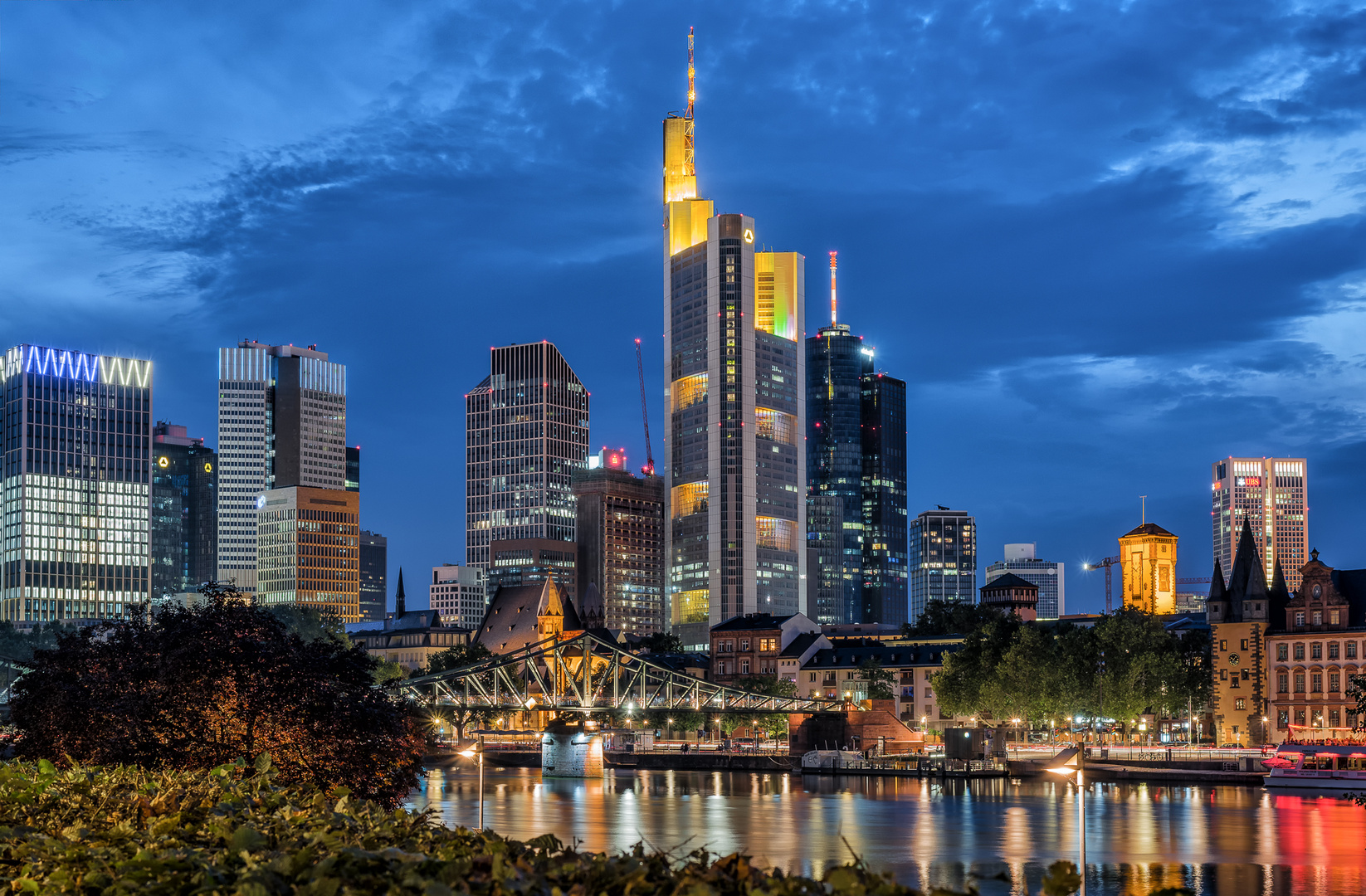  Frankfurt  Skyline  Foto Bild architektur 