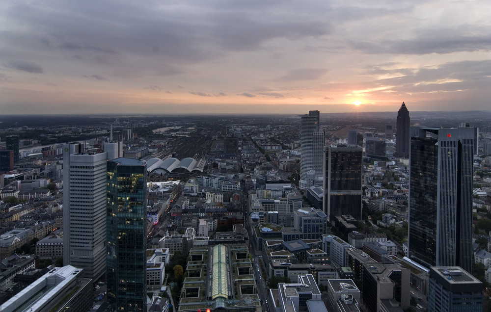 FRANKFURT SKYLINE