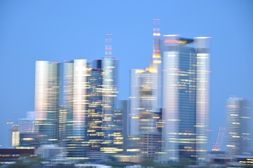 Frankfurt Skyline - echt handverwackelt