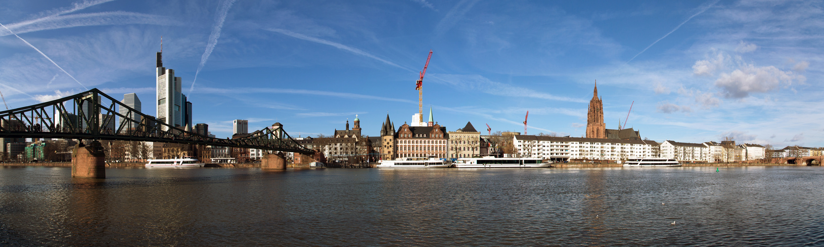 Frankfurt - Skyline (III)