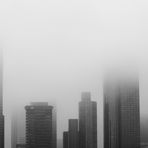 Frankfurt Skyline im Nebel
