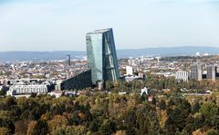 Frankfurt - Skyline - Stadtwald