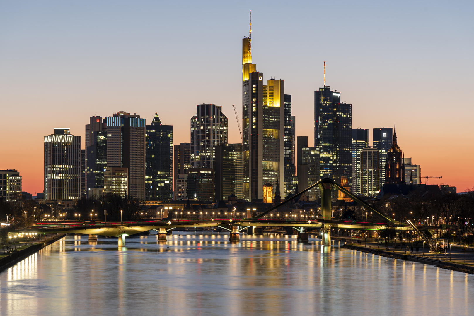 Frankfurt Sonnenuntergang