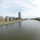 Frankfurt: Teilpanorama - Wesler Werft mit EZB-Neubau und Deutschherrnufer