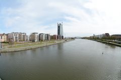 Frankfurt: Teilpanorama - Wesler Werft mit EZB-Neubau und Deutschherrnufer
