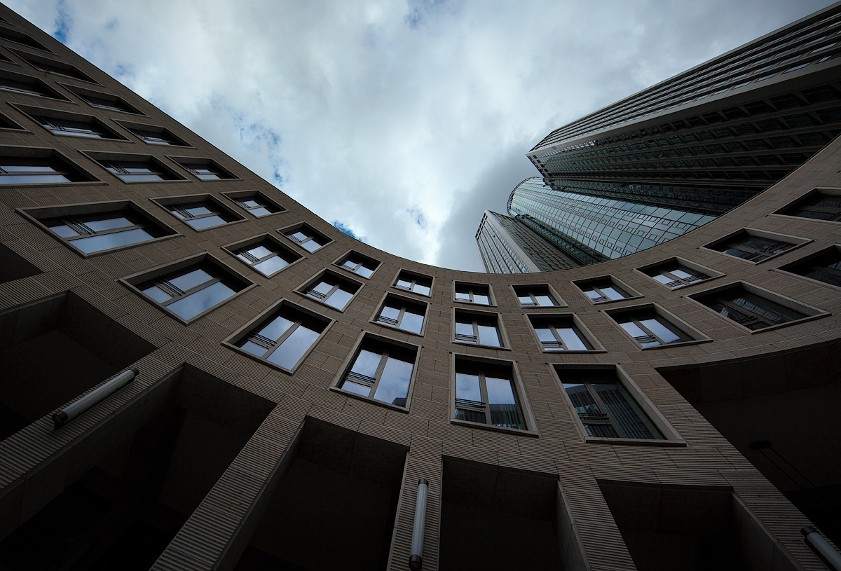 Frankfurt, Tower 185