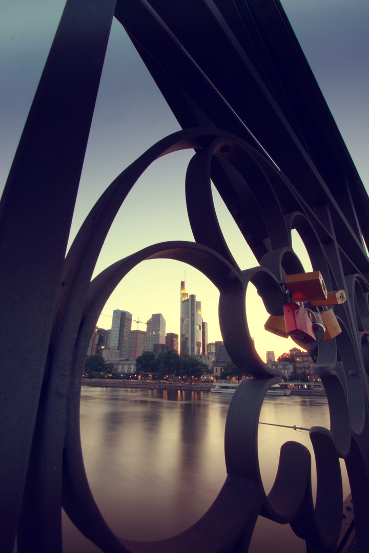 Frankfurt und die Eiserne Brücke