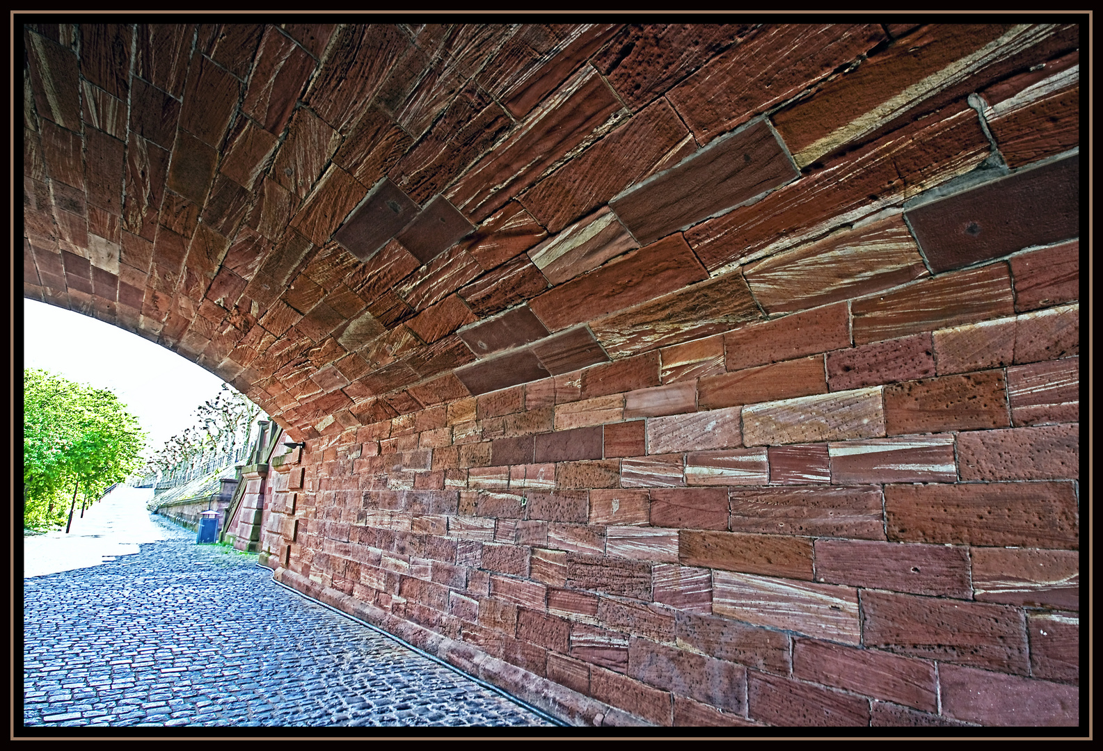 Frankfurt - Unter der Brücke