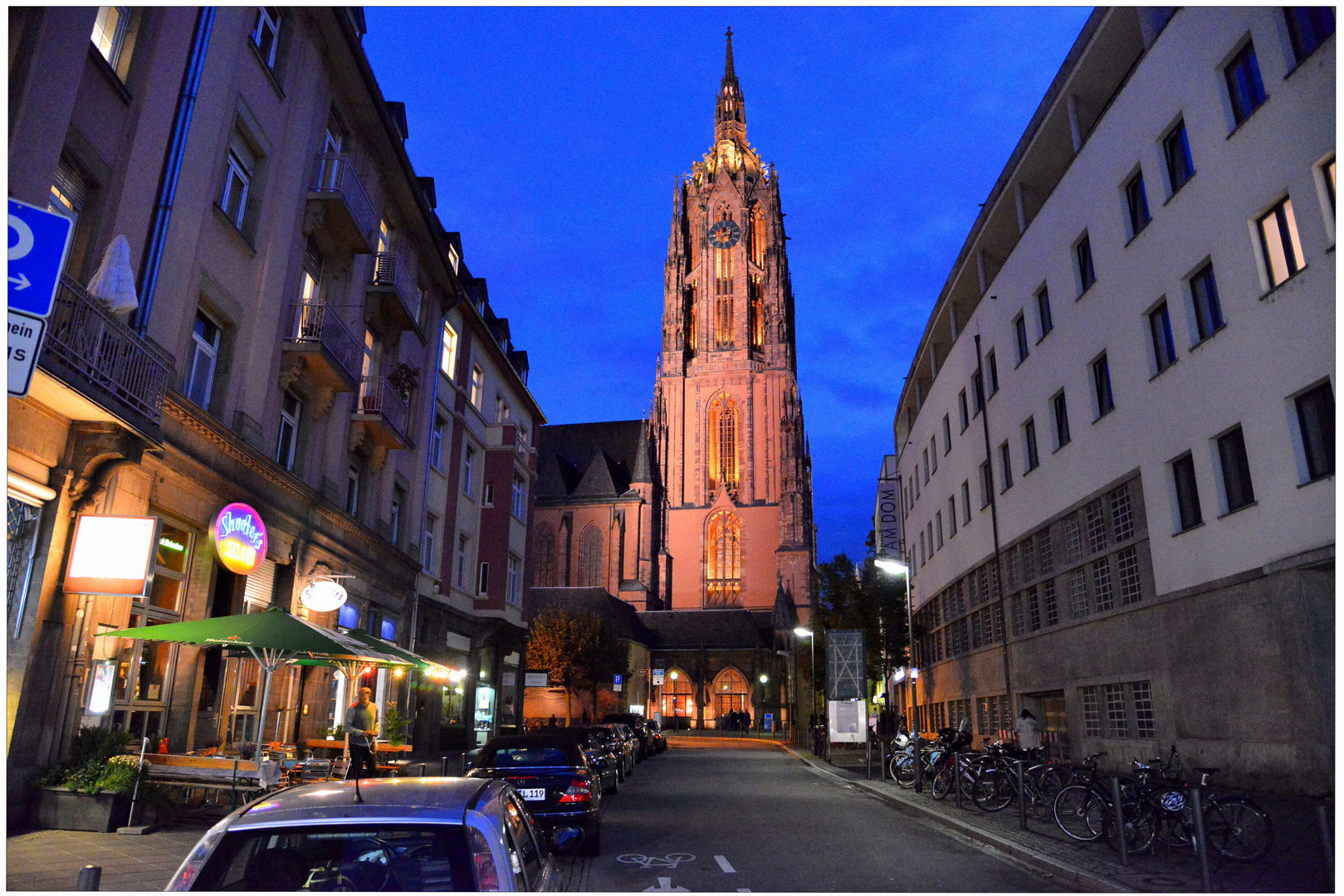 Frankfurt, vista a la iglesia Kaiserdom