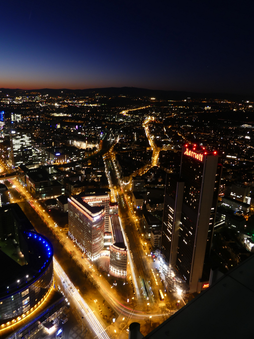 Frankfurt vom Dach des Messeturmes!