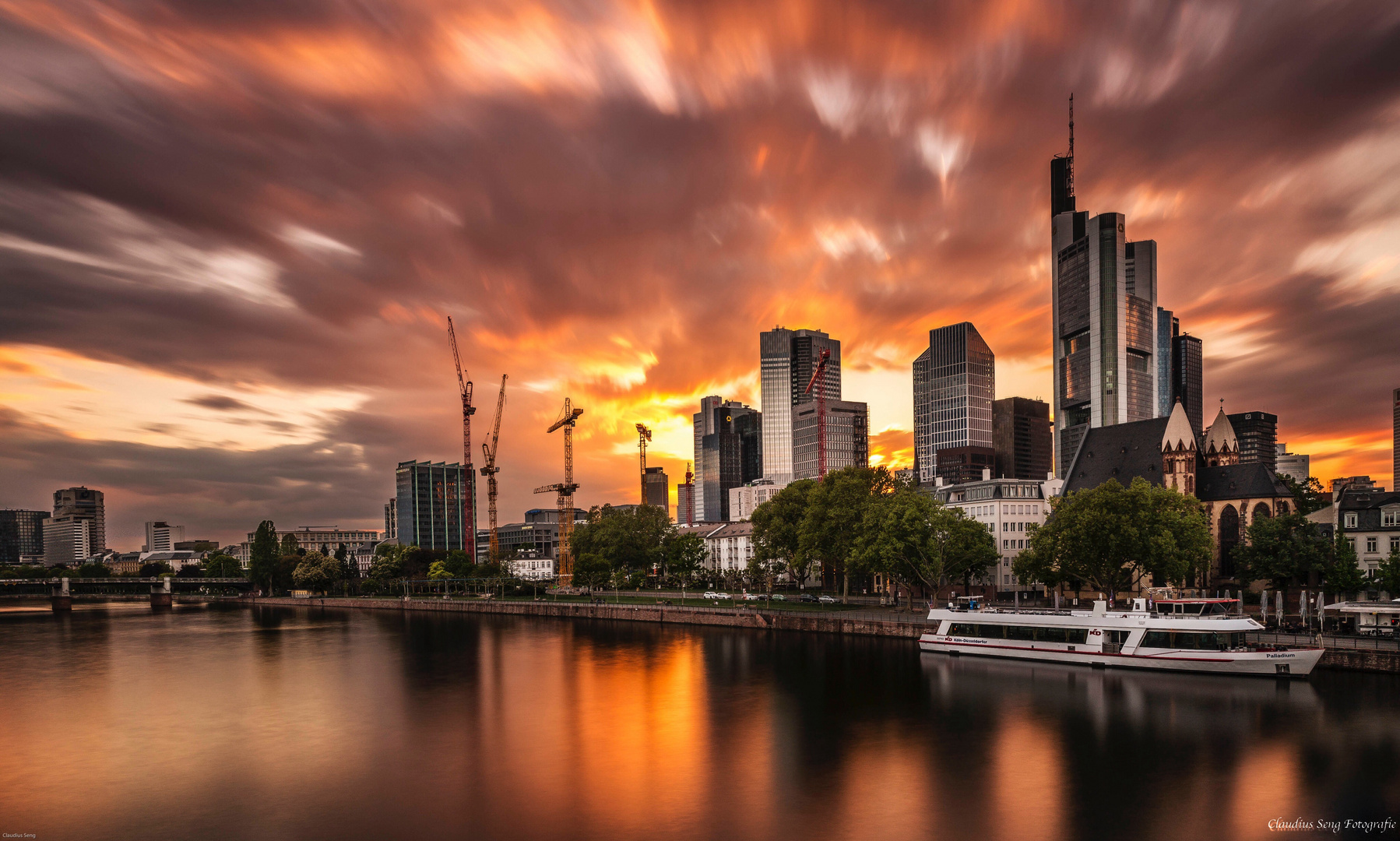 Frankfurt vom Eisernen Steg