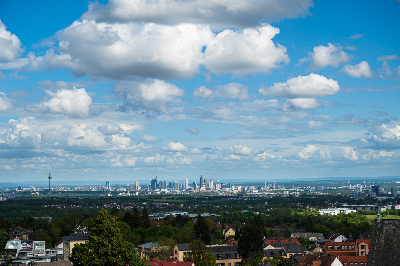 Frankfurt von der Kronberger Burg