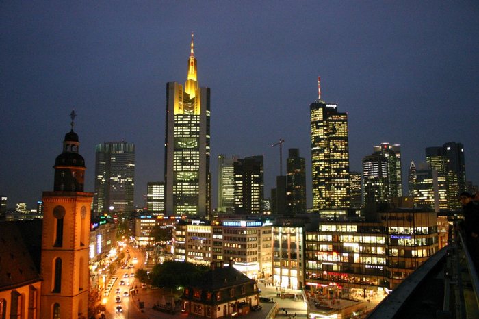 Frankfurt von der Zeil gesehen
