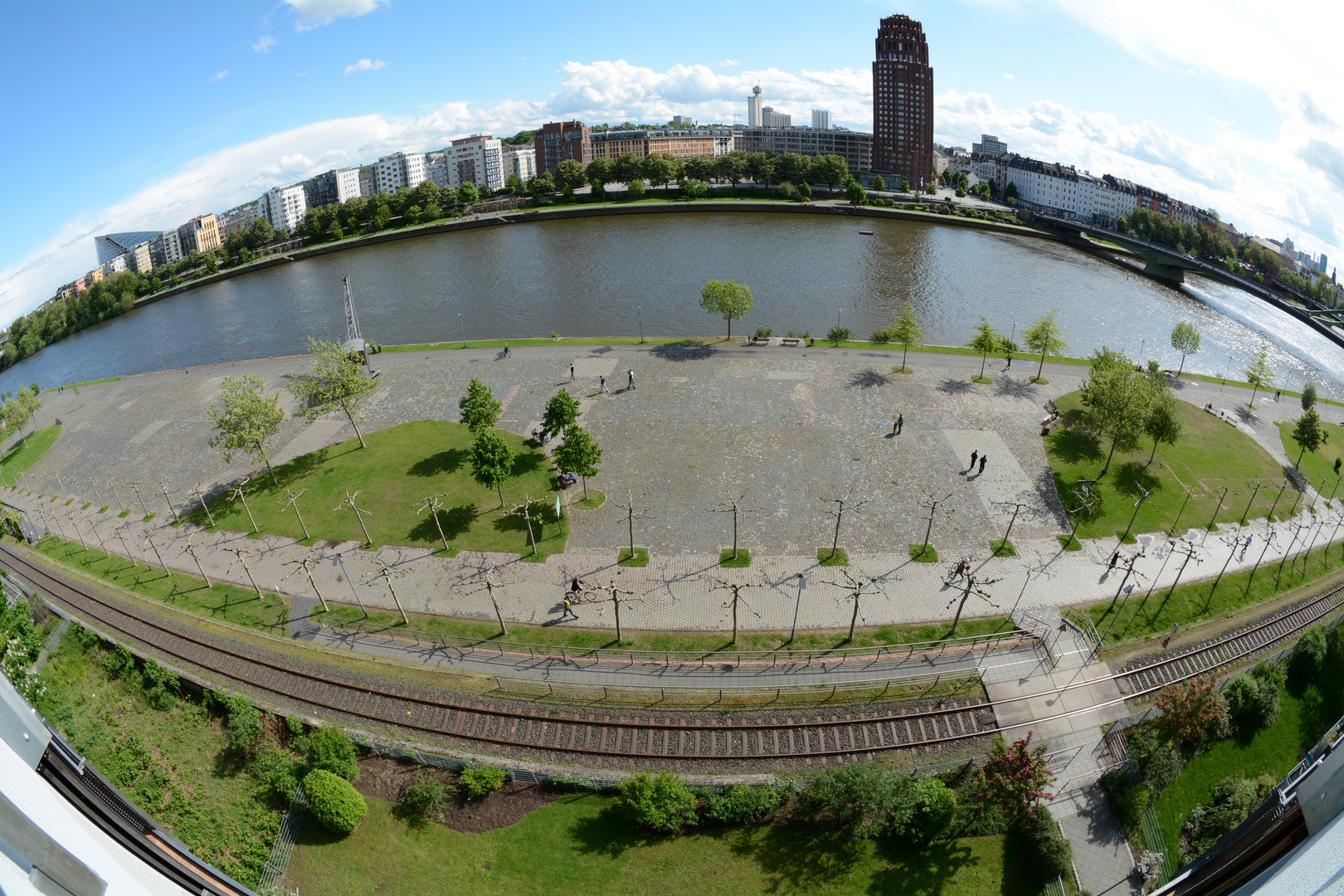 Frankfurt Weseler Werft mit Sigma-Fisheye 10 mm an Nikon D7100