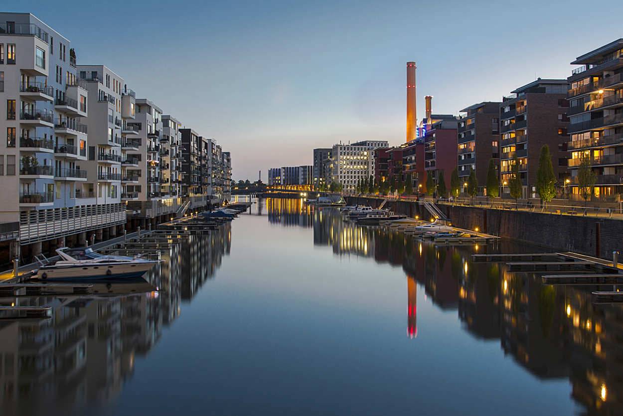 Frankfurt-Westhafen am Abend