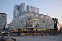 Frankfurt Zeil morgens um kurz nach 7 Uhr