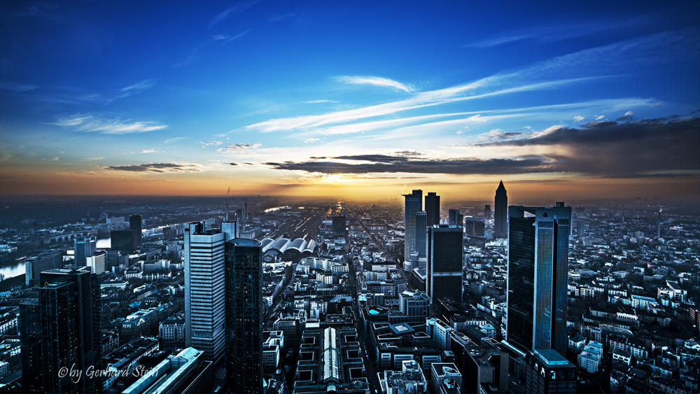 Frankfurt zum Sonnenuntergang...