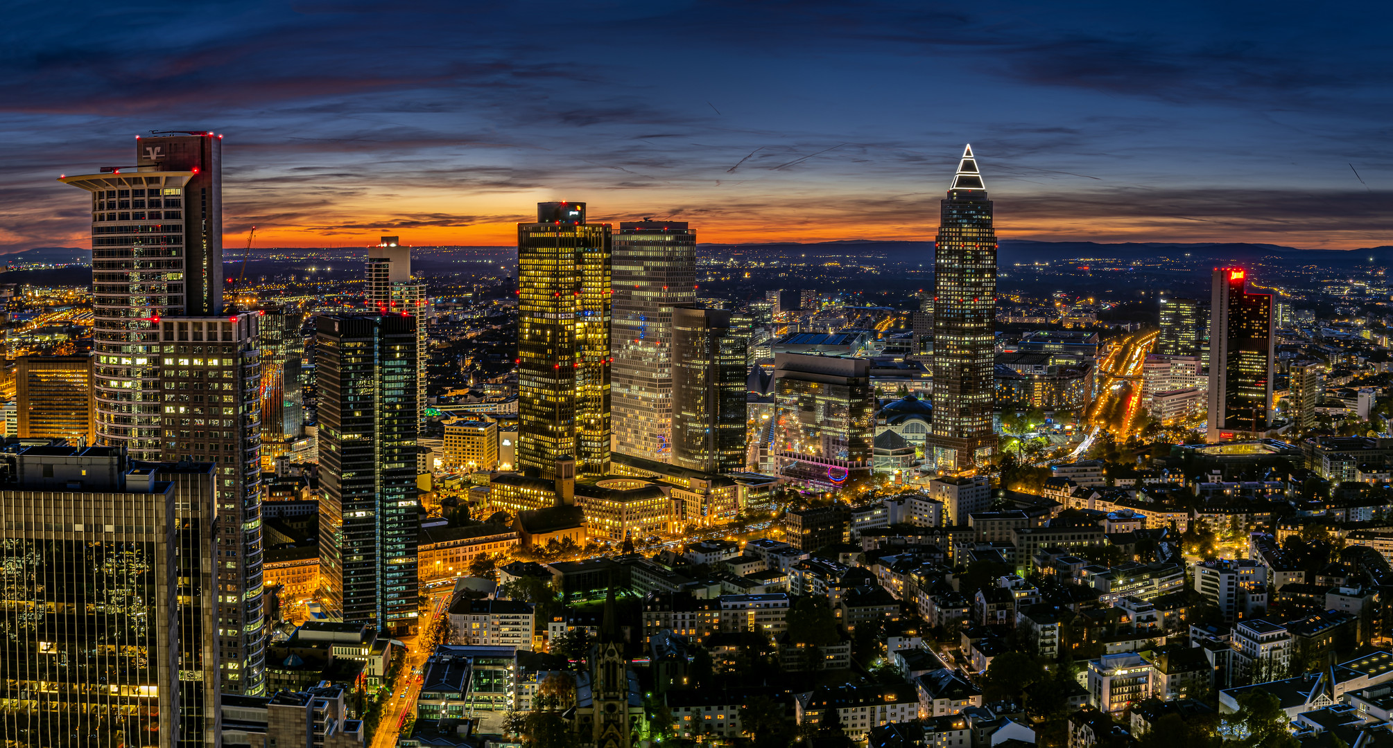 Frankfurt zur blauen Stunde