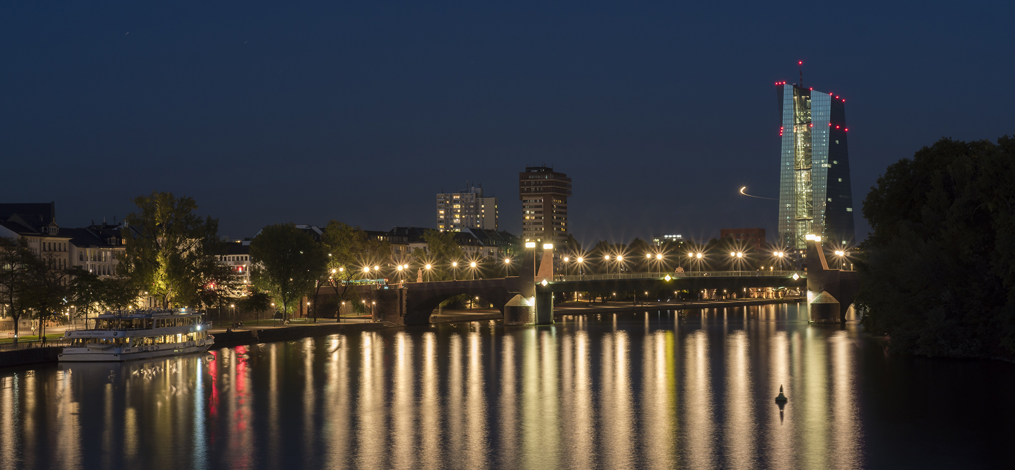 Frankfurter Alte Brücke am Abend