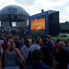 Frankfurter Fanmeile zur Frauen-Fußball-WM: Schwimmbühnen auf dem Main