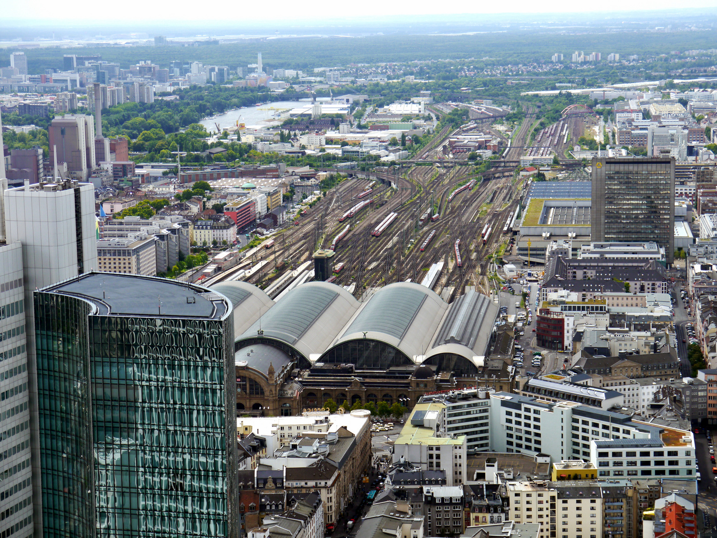 Frankfurter HBF von oben